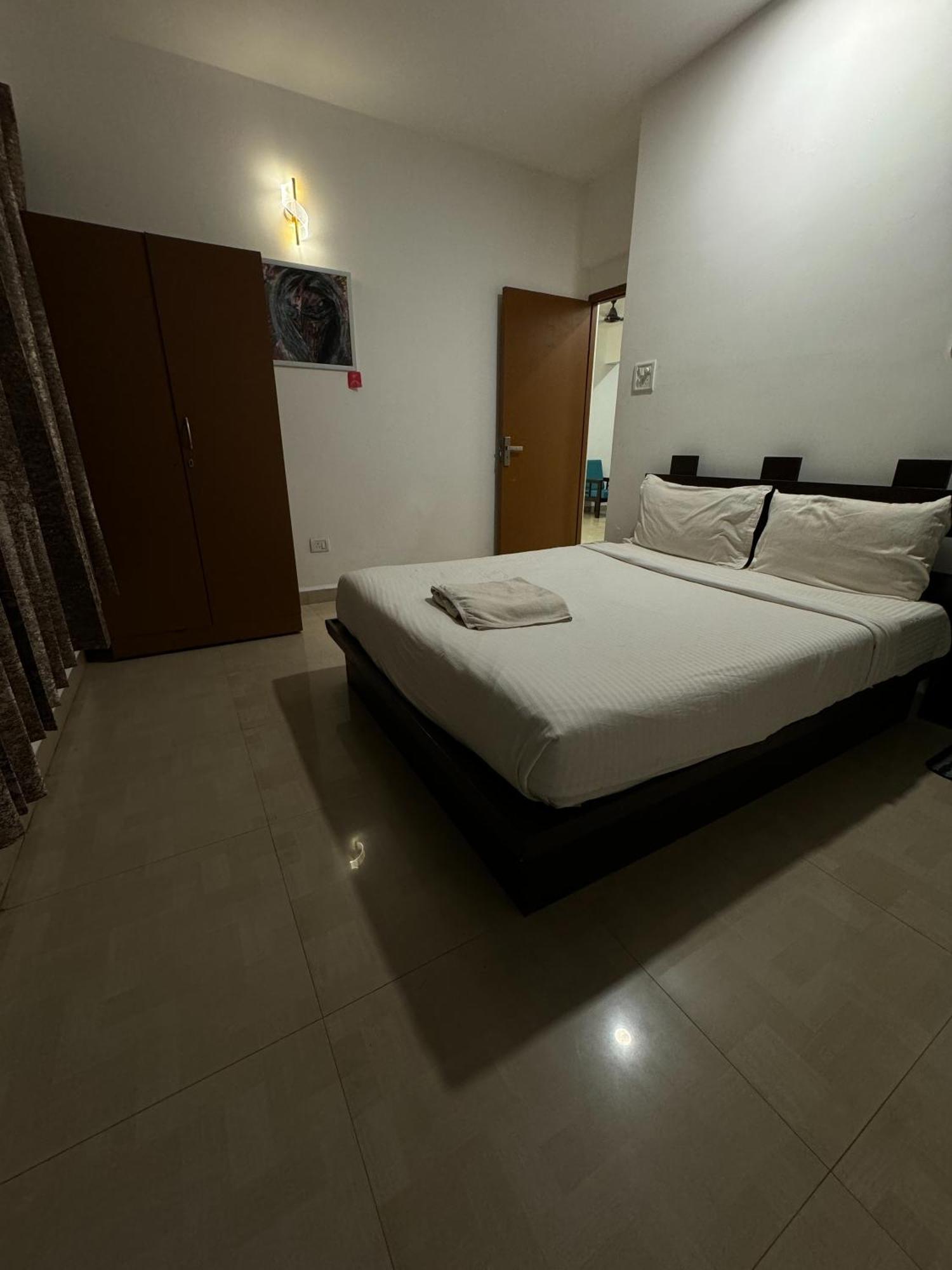 Yoyo Goa, The Apartment Hotel Vagator Exterior photo